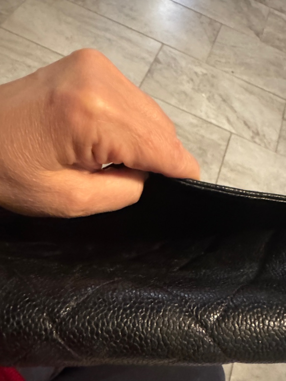 Final price🔥Vintage Black Quilted Shoulder Bag with Gold Chain Strap - Chanel - Picture 14 of 17